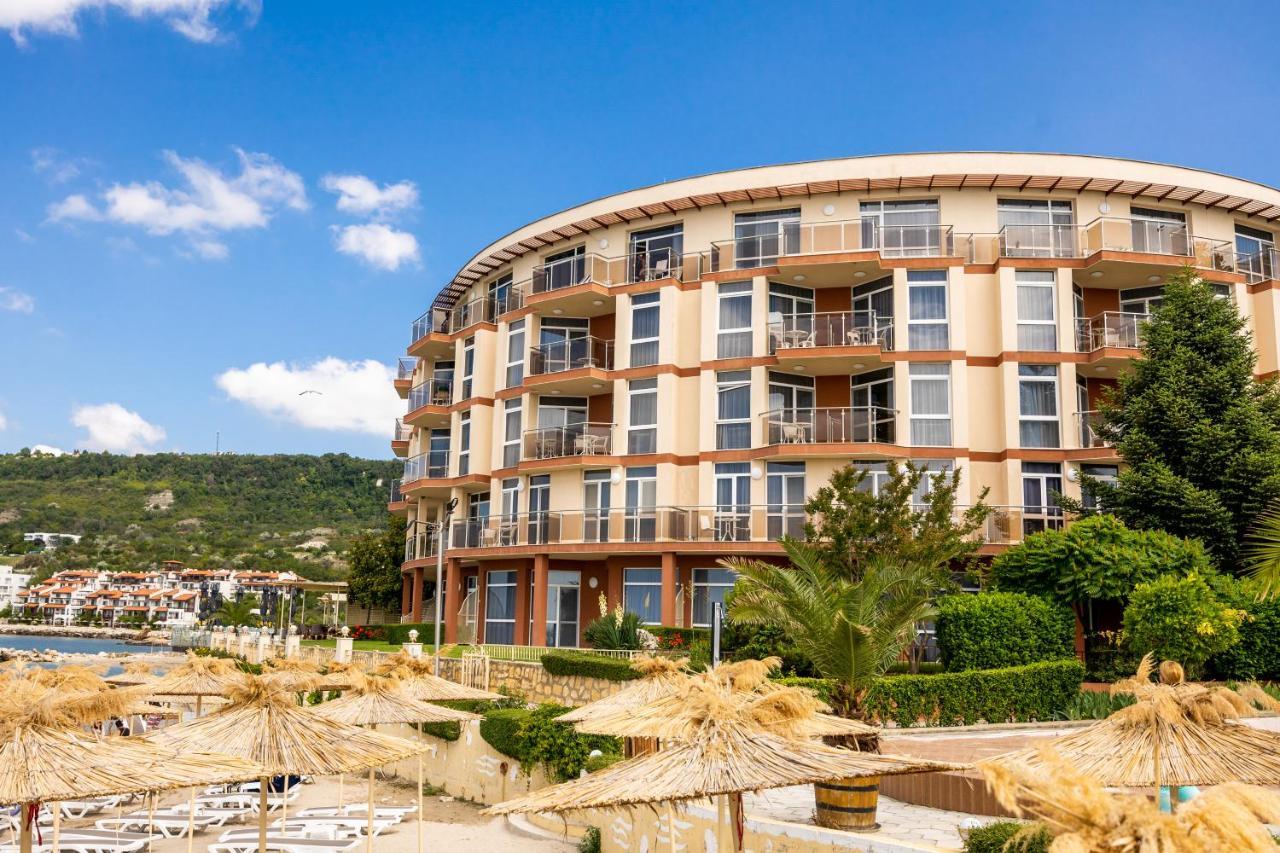Royal Bay Resort Balchik Exterior foto