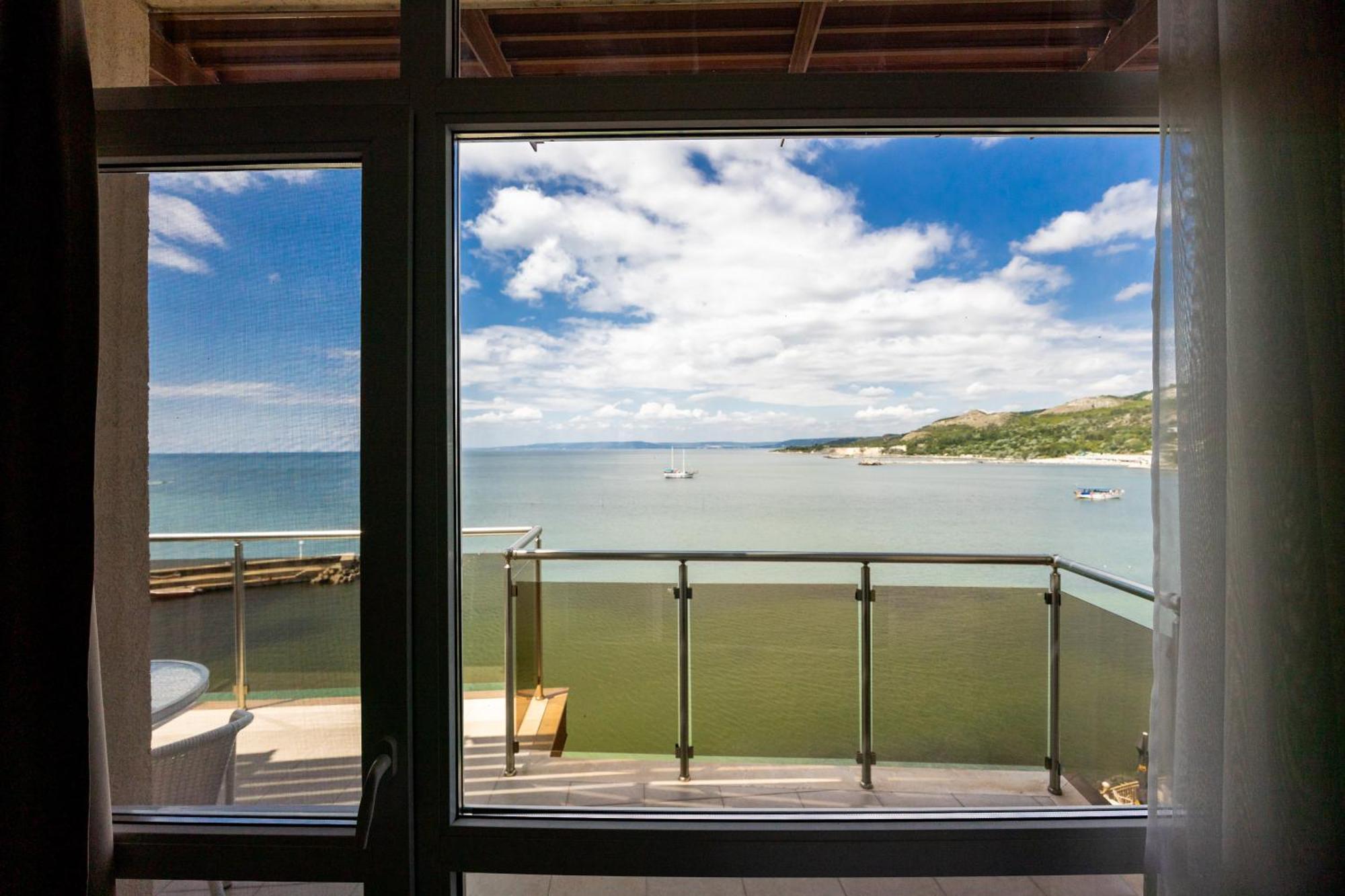 Royal Bay Resort Balchik Exterior foto